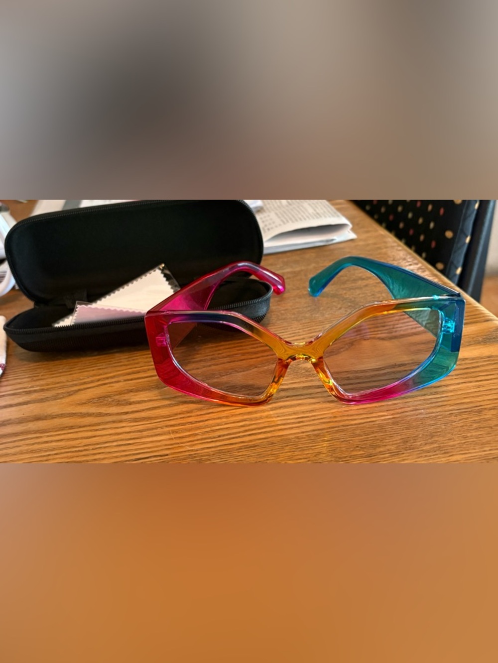 🆕Multicolor Oversized Sunglasses. NWT.